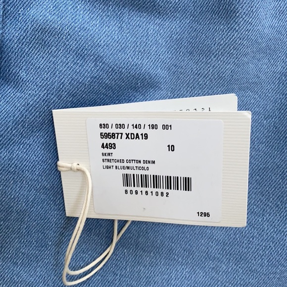 Gucci girls  denim skirt - Picture 5 of 11